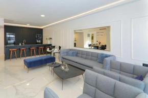 Awesome view, 3bdm Haneviim Court